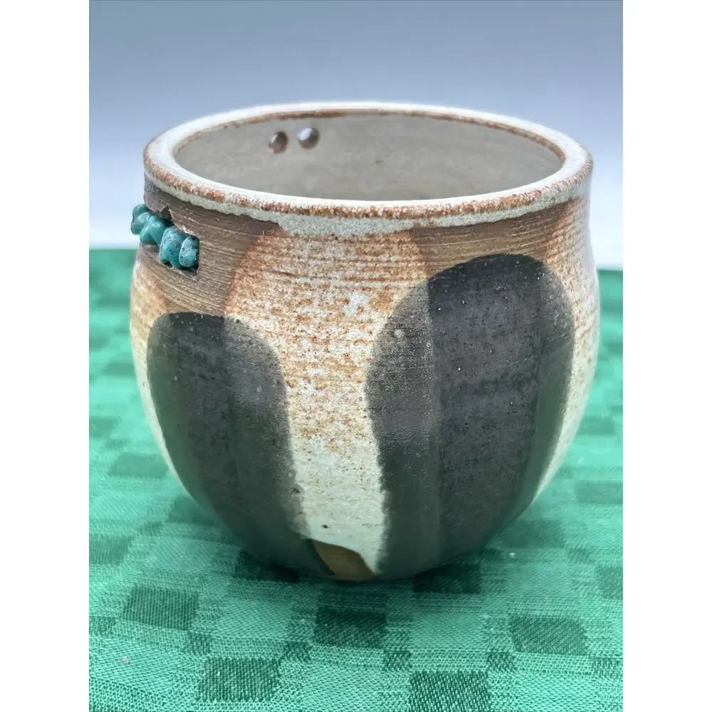 Studio Artist Signed Handmade Pottery Small Pot Signed Zweiger